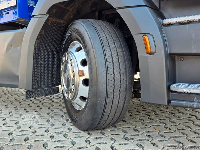 شاحنة مشروبات SCANIA P360B6x2*4LB | 6D | Lenkachse | Platform
