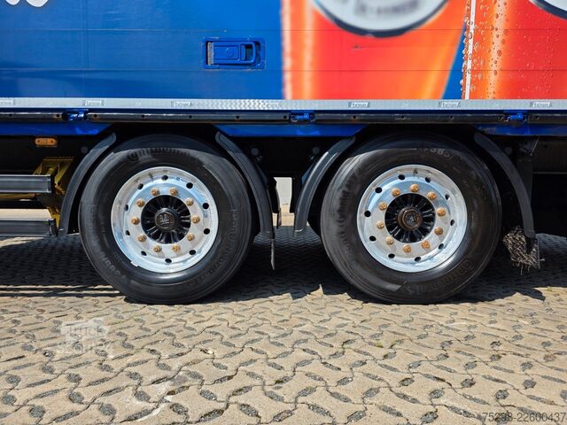 شاحنة مشروبات SCANIA P360B6x2*4LB | 6D | Lenkachse | Platform