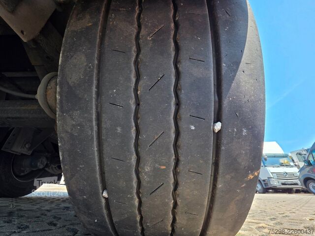 شاحنة مشروبات SCANIA P360B6x2*4LB | 6D | Lenkachse | Platform