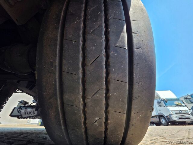 شاحنة مشروبات SCANIA P360B6x2*4LB | 6D | Lenkachse | Platform