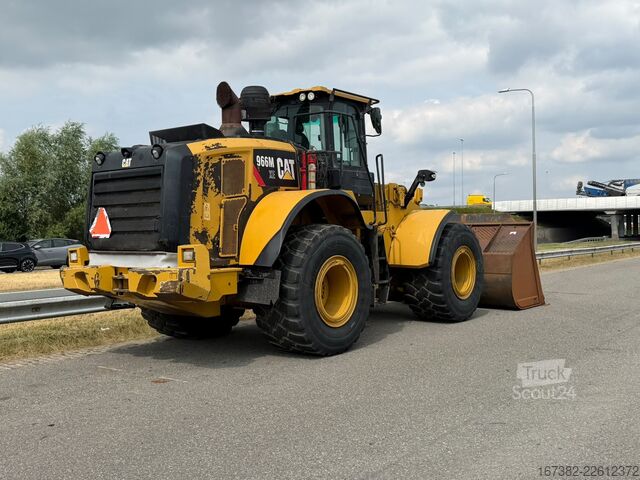 Carregadeira Caterpillar 966M XE