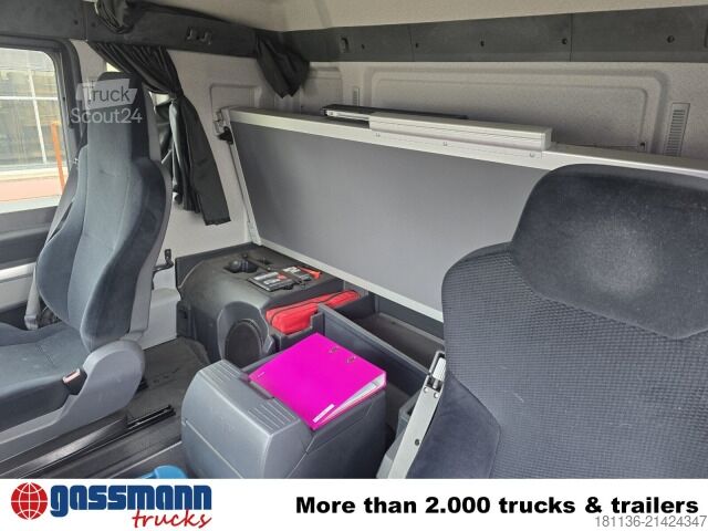 Standard nyergesvontató MAN TGX 18.400 4x2 LLS-U, Lowliner, Intarder, Navi