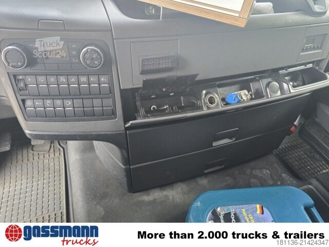 Standard nyergesvontató MAN TGX 18.400 4x2 LLS-U, Lowliner, Intarder, Navi