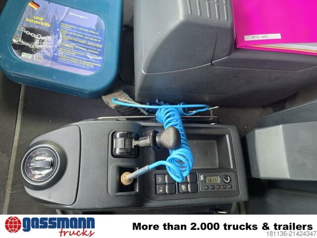 Standard nyergesvontató MAN TGX 18.400 4x2 LLS-U, Lowliner, Intarder, Navi