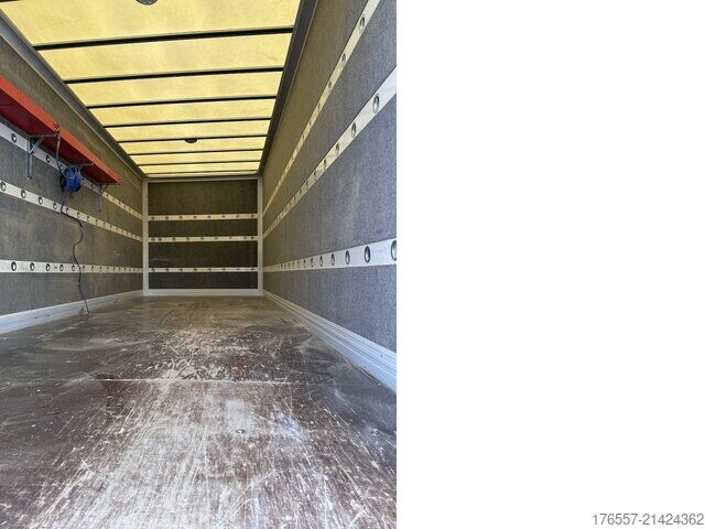 Furgão MAN TGL 8.220 BB Möbelkoffer / manuelles Getriebe