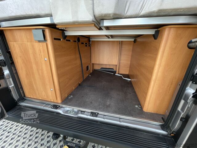 Kamper PÖSSL PÖSSL Roadstar 600 L KAS 34 D-LINE