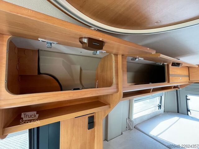 Kamper PÖSSL PÖSSL Roadstar 600 L KAS 34 D-LINE