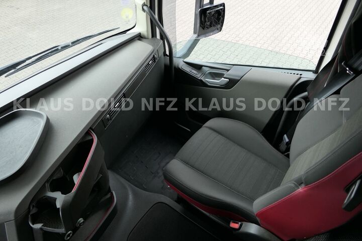 Samochód z wymienną zabudową VOLVO FH 460 BDF 2-XL Tanks Vollluft Euro 6