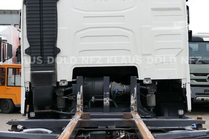 Samochód z wymienną zabudową VOLVO FH 460 BDF 2-XL Tanks Vollluft Euro 6