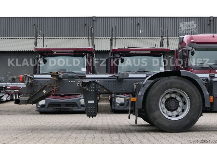Samochód z wymienną zabudową VOLVO FH 460 BDF 2-XL Tanks Vollluft Euro 6