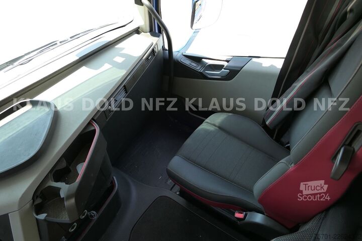 Standardowy ciągnik siodłowy VOLVO FH 500 Kipphydraulik Kompressor  X-Track Euro 6