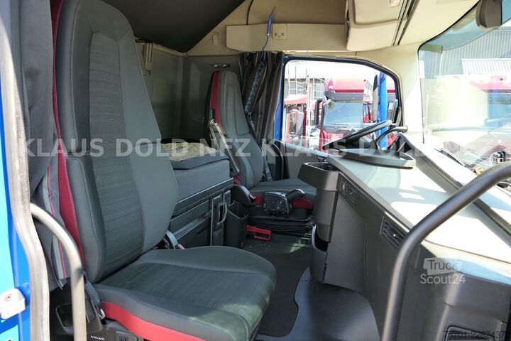 Standardowy ciągnik siodłowy VOLVO FH 500 Kipphydraulik Kompressor  X-Track Euro 6