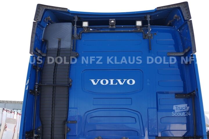 Standardowy ciągnik siodłowy VOLVO FH 500 Kipphydraulik Kompressor  X-Track Euro 6