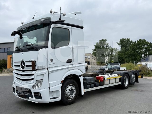 Samochód z wymienną zabudową MERCEDES-BENZ Actros 2542 BDF, Liftachse, Mirror-Cam, AHK