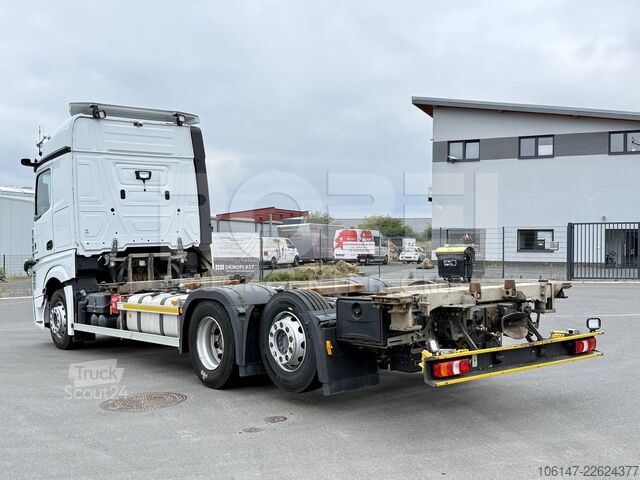 Samochód z wymienną zabudową MERCEDES-BENZ Actros 2542 BDF, Liftachse, Mirror-Cam, AHK