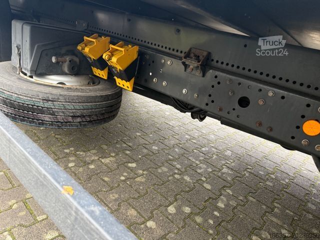 Dobozos furgon IVECO Eurocargo 80E19/P  Euro6D Koffer LBW 1000kg