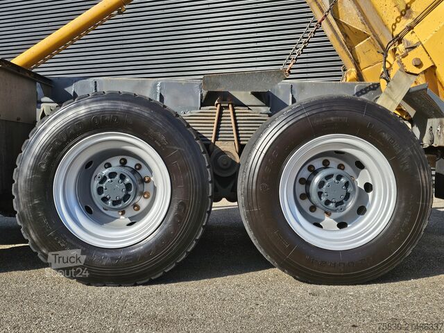 Kipper Volvo FMX 460 10x4 / 30m3 TIPPER / MINING