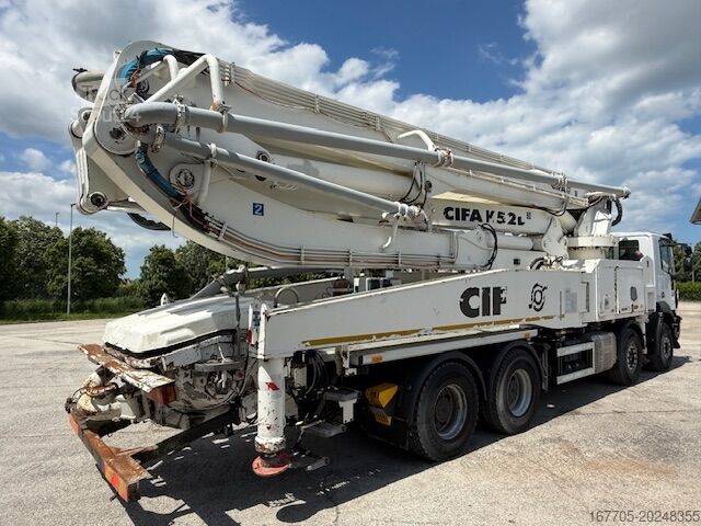 črpalka za beton Iveco Trakker 450