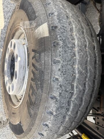 črpalka za beton Iveco Trakker 450