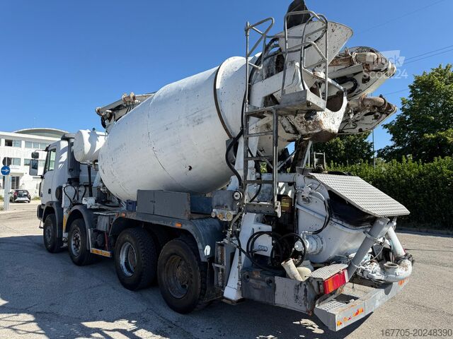 Betonpumpe Astra 