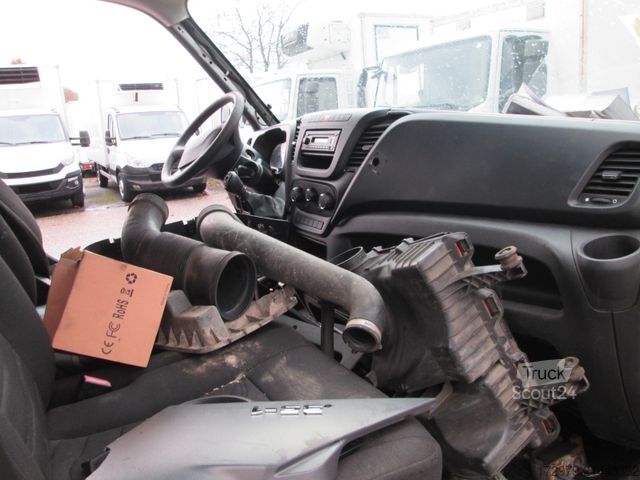 Châssis de fourgon IVECO 35s13 *Euro 5*Ohne Motor und Getriebe*