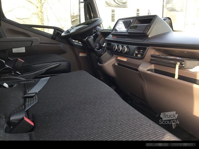 Three-way tipper van FUSO Canter 7C18 Meiller-Kipper Trigenius/AHK3,5t/LED