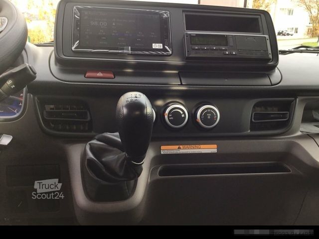 Benne tri-benne MITSUBISHI Canter 7C18 Dreiseiten-Stahlkipper LED+Klima+Dif