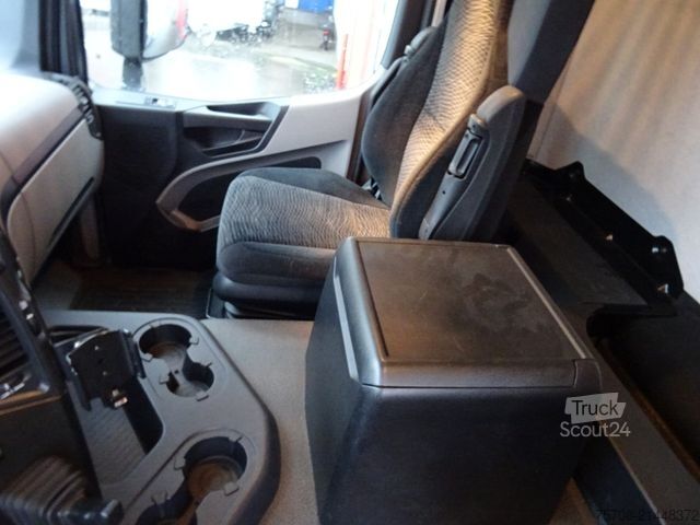 Camión caja MERCEDES-BENZ 2533 Antos*7,3m Schwenkwand*LBW*Lift/Lenk*2x AHK