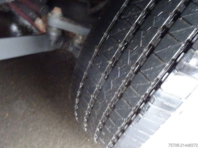Camión caja MERCEDES-BENZ 2533 Antos*7,3m Schwenkwand*LBW*Lift/Lenk*2x AHK