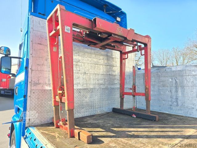 Kamion sa ravnom platformom SCANIA R 490 6x2 Palfinger PK 20001