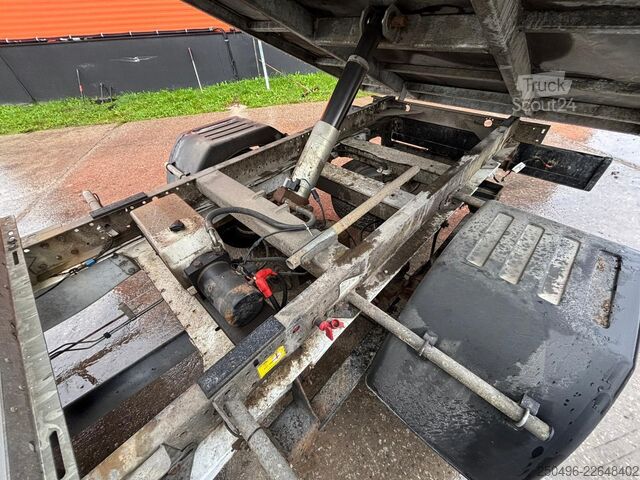 Benne Ford Transit 7 SEATS / BOX L=2683 mm