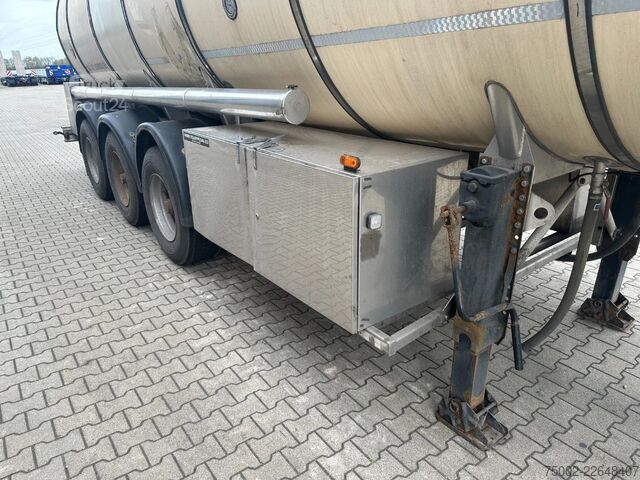 Cysterna z żywnością Feldbinder LEBENSMITTEL / LEVENSMIDDELEN / FOOD / 33.500L ...