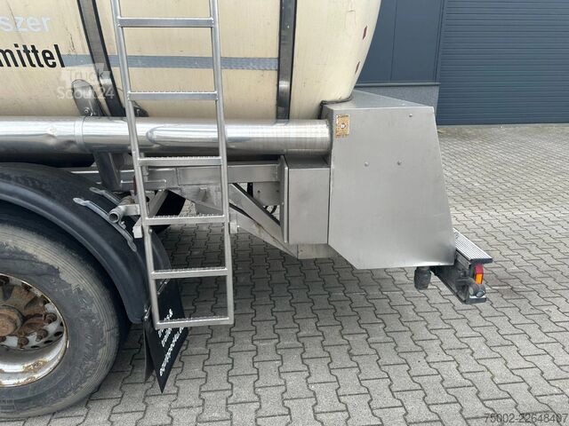 Cysterna z żywnością Feldbinder LEBENSMITTEL / LEVENSMIDDELEN / FOOD / 33.500L ...