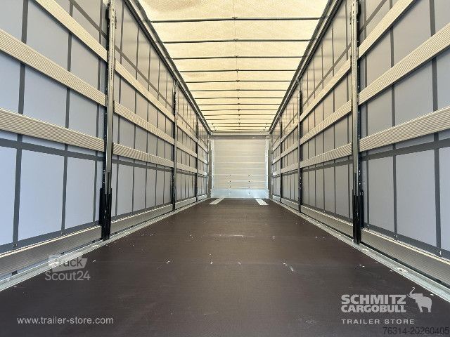 Auflieger mit Pritsche & Plane Schmitz Cargobull Curtainsider Standard Getränke