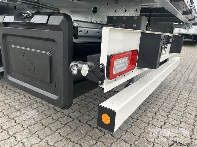 Auflieger mit Pritsche & Plane Schmitz Cargobull Curtainsider Standard Getränke