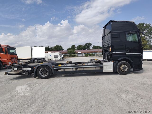 Шасі з кабіною MAN TGX 18.470 SDG 100/120 AHK