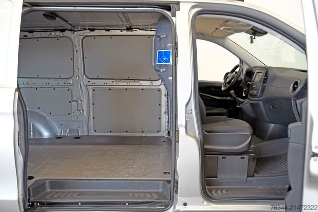 Kastenwagen MERCEDES-BENZ Vito 114 CDI Ka extralang Klima Navi silber #084