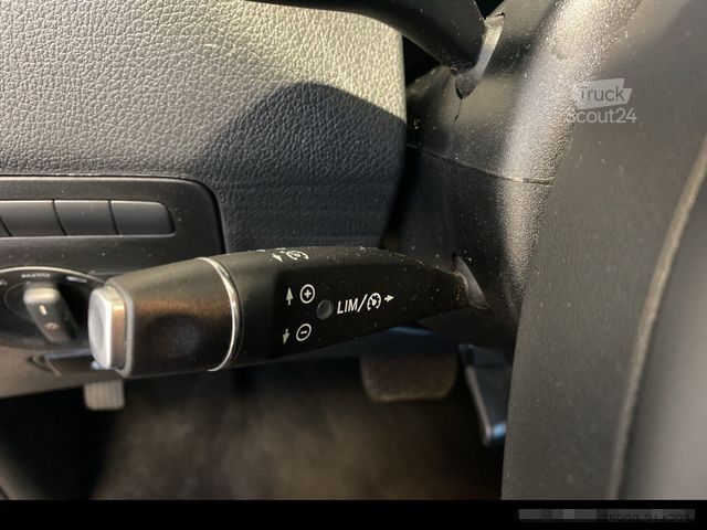 Mikroautobusas MERCEDES-BENZ Vito 114 CDI 4x4 Tourer Kompakt AHK, STHZ,4matic