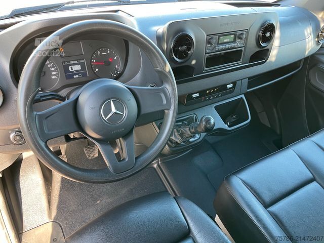 Pick-up skåpbil MERCEDES-BENZ Sprinter 316 CDI DoKa 2.7m Pritsche/ AC/ 7 Sitze