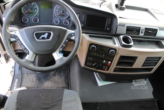 Veszélyes anyagokat szállító teherautó MAN TGS 18.400 4x2 BLS-TS SCHADEN TURBOLADER Nr: 338