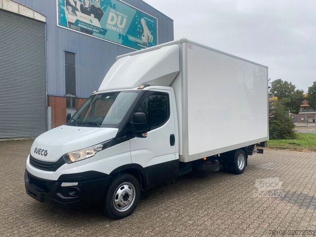 Furgoneta caja IVECO Daily 35C14 Hi-Matic Koffer mit Ladebordwand