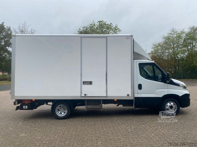 Furgoneta caja IVECO Daily 35C14 Hi-Matic Koffer mit Ladebordwand