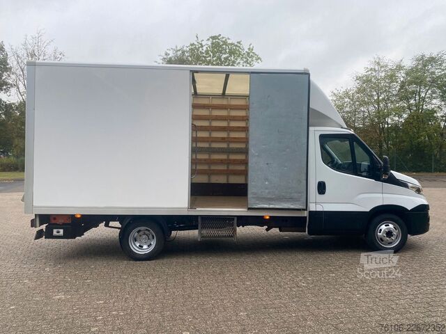 Furgoneta caja IVECO Daily 35C14 Hi-Matic Koffer mit Ladebordwand