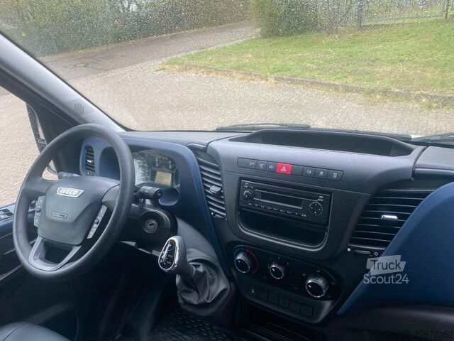 Furgoneta caja IVECO Daily 35C14 Hi-Matic Koffer mit Ladebordwand