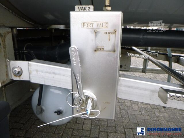 Tank Van Hool Food tank inox 62 m3 / 3 comp