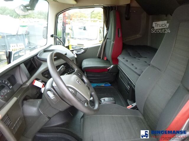 Standaard trekker Volvo FH 420 4X2 Euro 6 + ADR