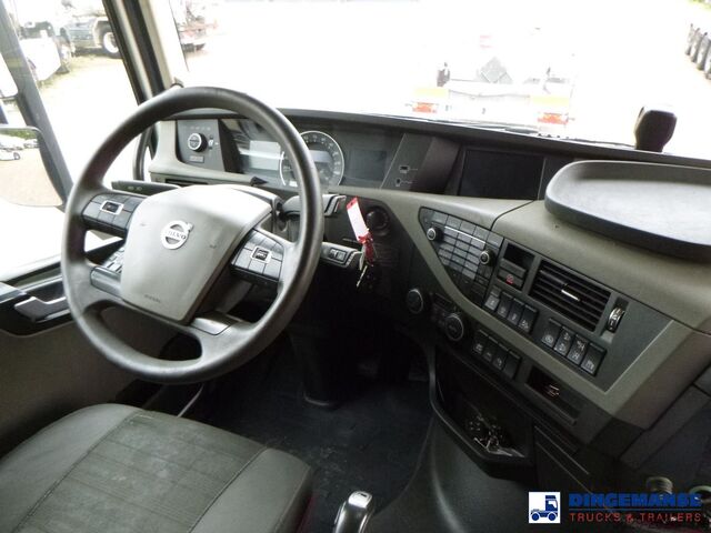 Standaard trekker Volvo FH 420 4X2 Euro 6 + ADR