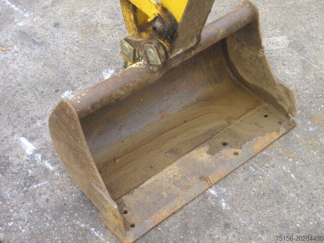 Mini escavatore Yanmar SV 08-1A **684h**