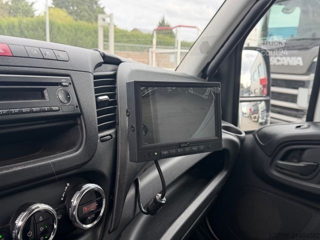 Vrachtwagen met bakwagen IVECO Daily 70c18 HiMatic Luft, Euro6, Lbw. Koffer