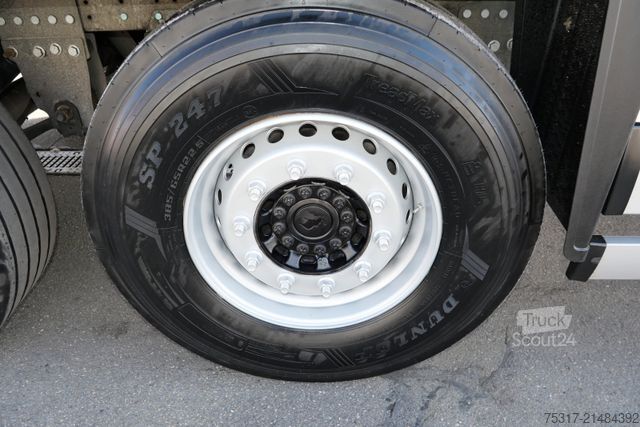 Напівпричіп-фургон SCHMITZ CARGOBULL SKO 24/DOPPELSTOCK / 2700 mm / 196 tsd km 3 x